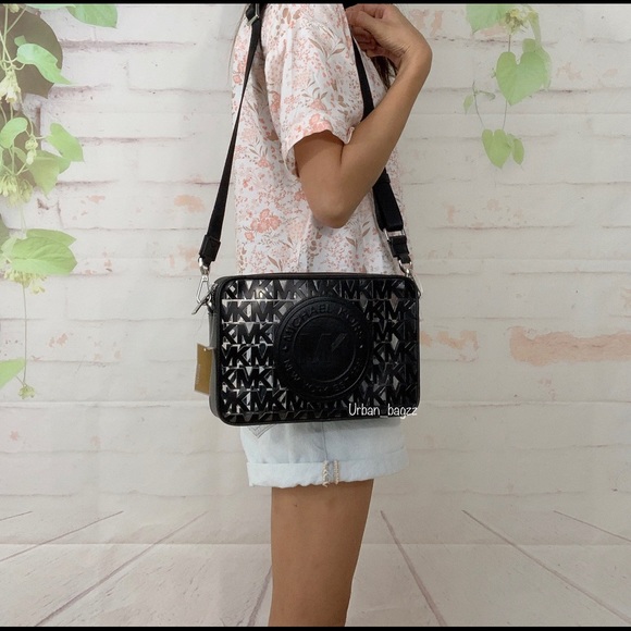 Michael Kors Fulton Sport Large EW Crossbody - Picture 2 of 7